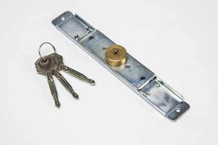 Espagnolette lock (Ø 28mm), 3 keys, galvanized
