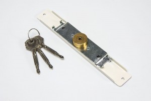 Espagnolette lock (Ø 28mm), 3 keys, beige
