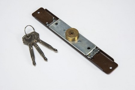 Espagnolette lock (Ø 28mm), 3 keys, walnut