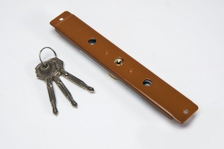 Espagnolette lock (Ø 28mm), 3 keys, golden oak