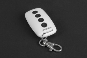 Single-channel BRAVA key-ring remote control (white-black)
