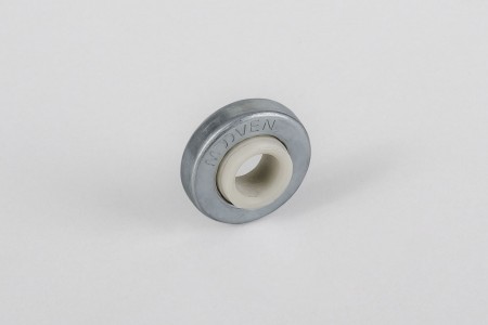Ø28 / Ø10 bearing with PVC rim and flange