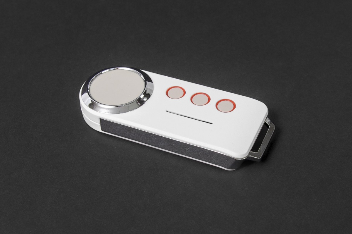 3-channel TP02 key ring remote control with status feedback, white