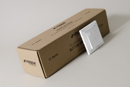 Latching flush-mounted button switch